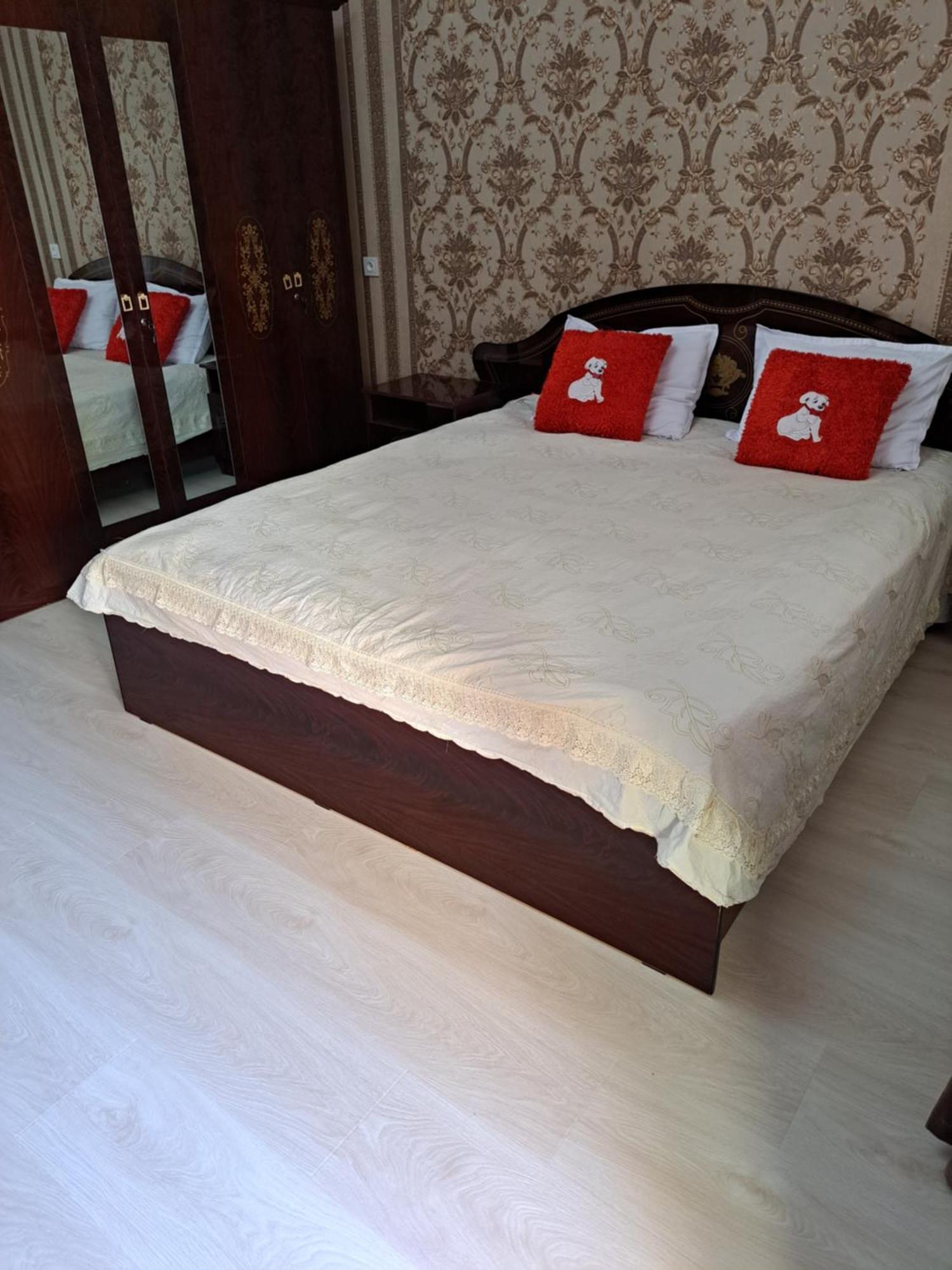 Royal Lux Guest House سمرقند الغرفة الصورة